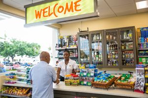 4 способа повысить продажи в прикассовой зоне на АЗС