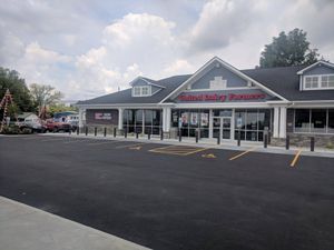 Магазин с АЗС United Dairy Farmers