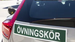 OKQ8 помогает молодёжи в Швеции получить водительские права