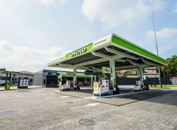 Сеть OKKO открыла первый АЗК с окном выдачи готовых блюд