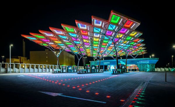 ENOC открывает сервисную ​​станцию будущего