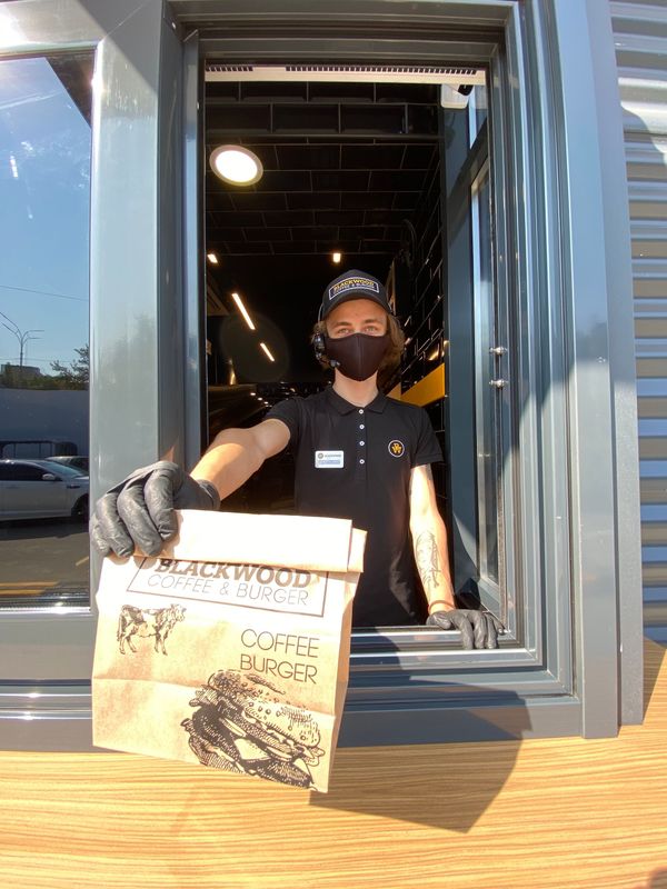 Бургеры для всей семьи на GLUSCO не выходя из авто