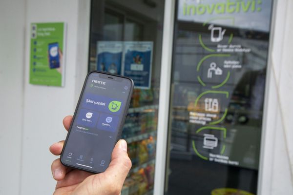 Neste открывает в Латвии первый магазин без продавцов Easy Deli