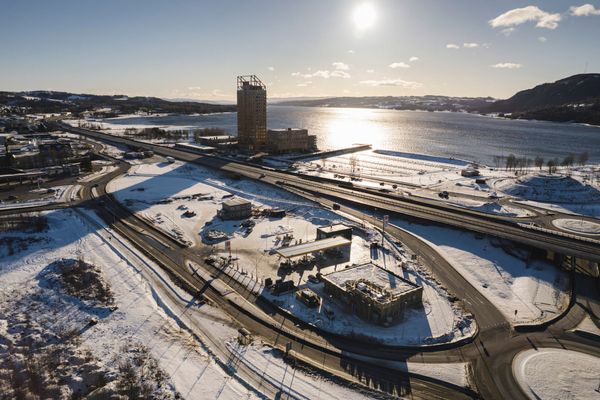 Shell открывает станцию рядом с самым высоким деревянным домом в мире