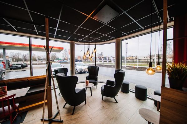 Circle K инвестировала 2 млн евро в строительство новой АЗС в Риге