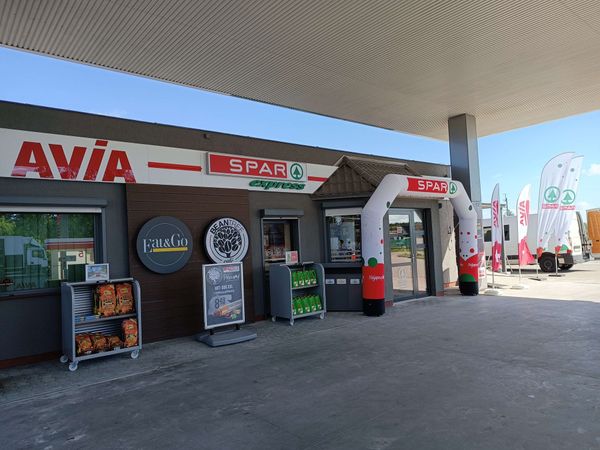 Четыре новых магазина SPAR Express на АЗС AVIA