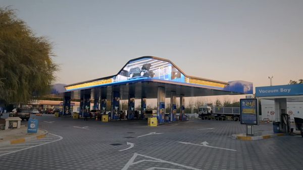 Первый 3D-анаморфный навес на автозаправочной станции ADNOC