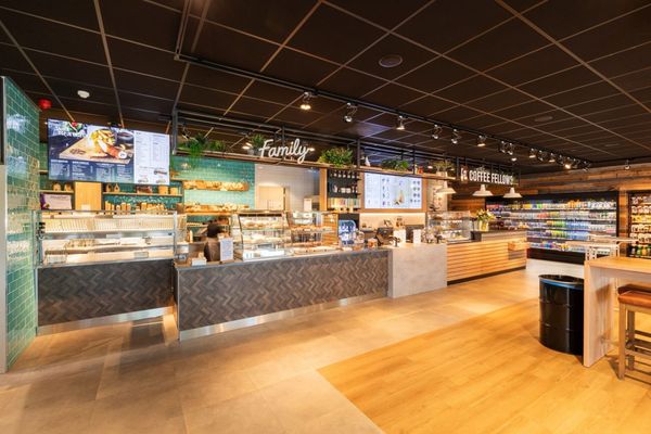 AVIA в Рилланде: сочетание немецкого и голландского стилей общественного питания на АЗС