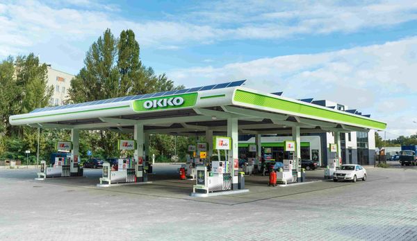 ОККО увеличила количество крышных солнечных электростанций на АЗК до 171