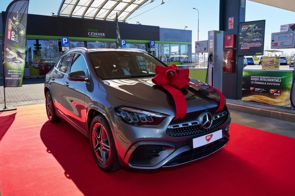 Сеть АЗС MOL в Польше разыграла новый Mercedes-Benz: как прошла зимняя акция