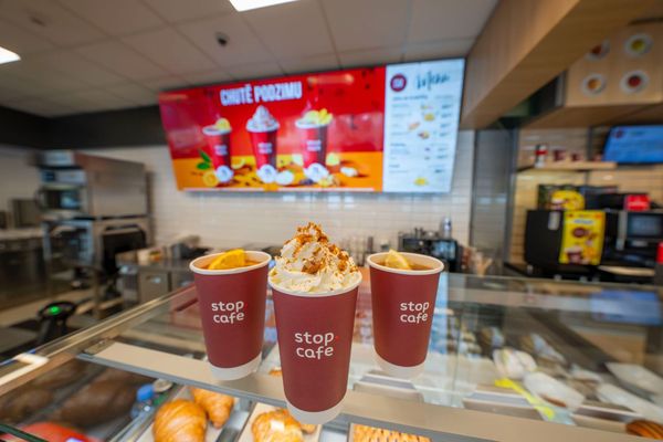 ORLEN представила осенние напитки Stop Café
