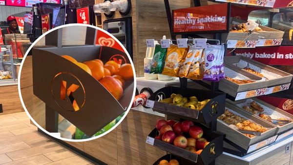 Торговая стойка для ассортимента ЗОЖ в магазинах на АЗС Circle K в Ирландии