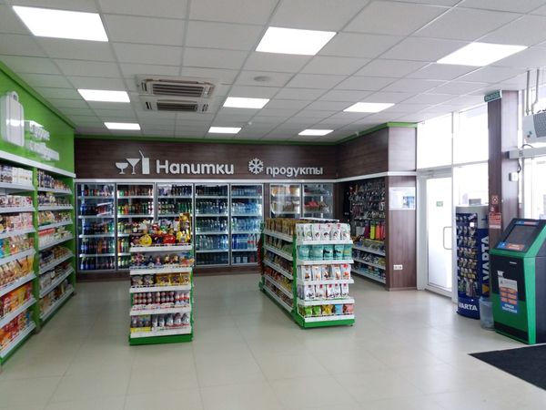 Новый автозаправочный комплекс TES с фирменным фаст-фудом