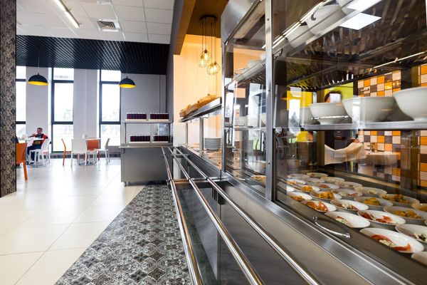 200 тысяч обедов ежемесячно: сервис корпоративного питания от ОККО набирает размах