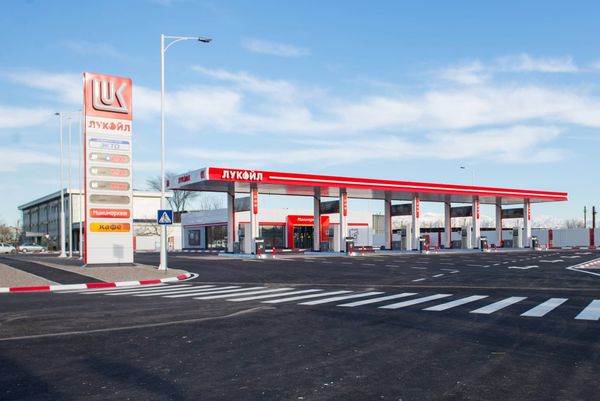 ЛУКОЙЛ открыл первую автозаправочную станцию в Узбекистане