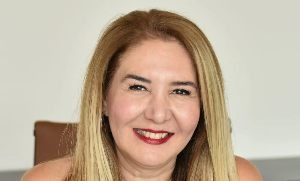 Siz de mi başka kültürde yaşıyor ve çalışıyorsunuz?