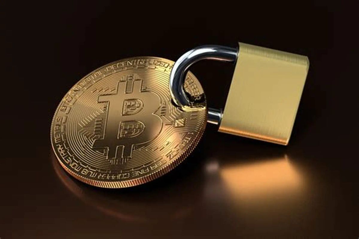 Giá Bitcoin “kẹt” quanh mốc 100.000 USD: Holder lâu năm đang âm thầm "xả hàng" cho Phố Wall?