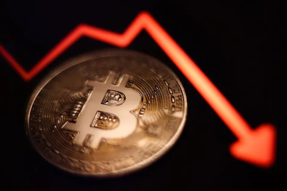 Bitcoin Lao Dốc Mạnh Khi Biến Động Big Tech và Nỗi Lo “Bong Bóng AI” Lan Sang Crypto