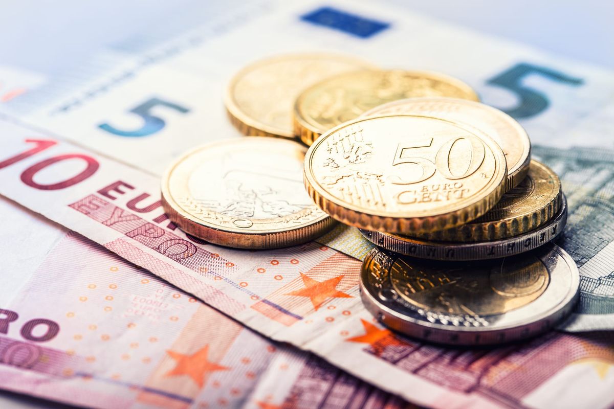 GBP/EUR exchange rate week review: pound trades in narrow range versus euro