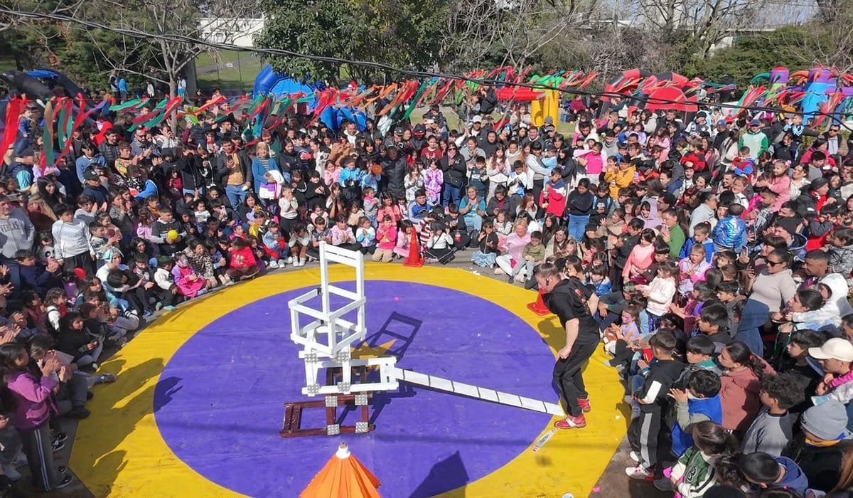 Trabajadores Unidos de la UOCRA festejó el Día del Niño con una fiesta multitudinaria