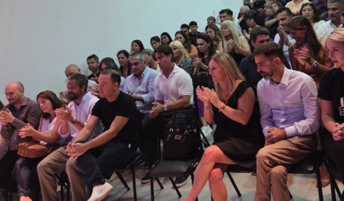 LLA de La Plata sin un armado claro: el apellido Adorni se convirtió en un problema y el engranaje político es un enigma