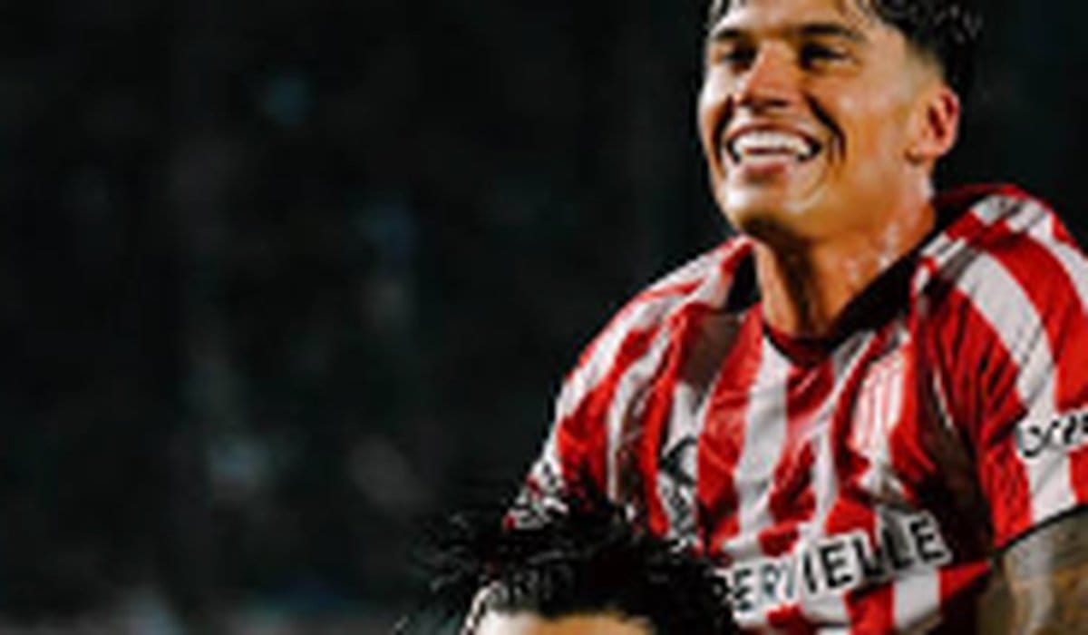 Estudiantes goleó a Universidad Católica y avanzó a cuartos de final de la Copa Libertadores