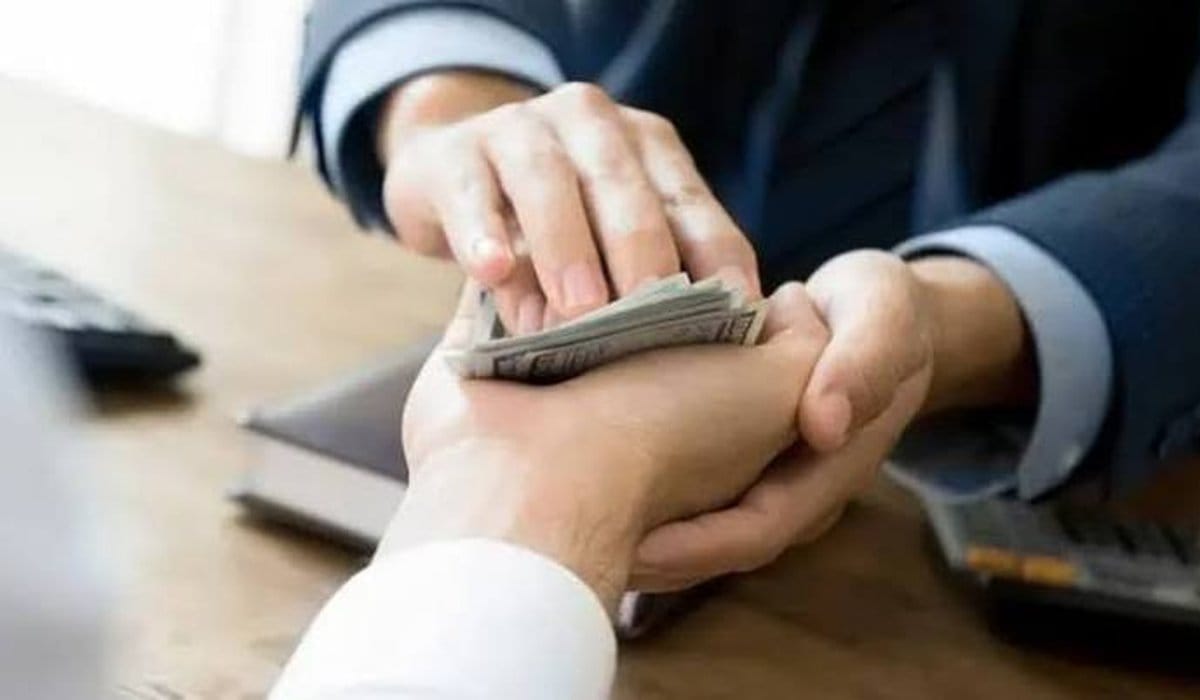 El Ente del exBanco Municipal prepara préstamos para rescatar a empleados endeudados con financieras
