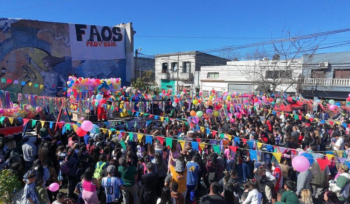 La histórica Nueva York de Berisso volvió a brillar para las familias, de la mano de las 62 Organizaciones Peronistas