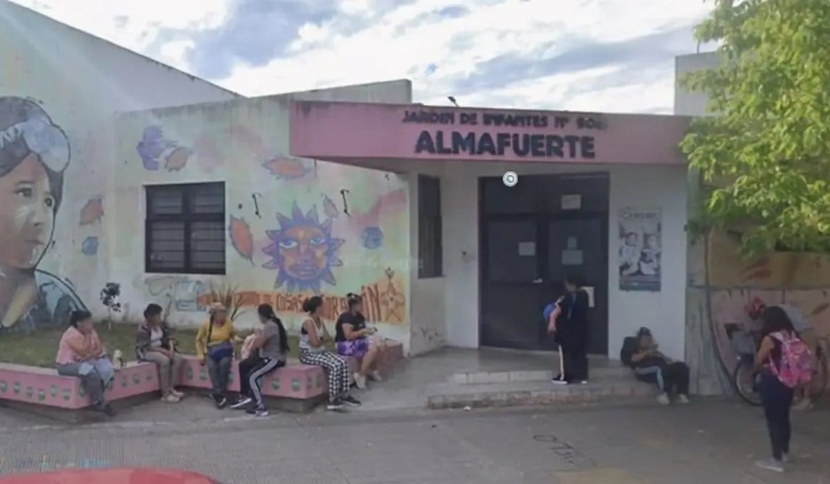 Denuncian a una docente de un Jardín de La Plata