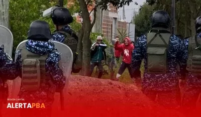 Ola de violencia e inseguridad en el sur de La Plata: tomas de tierras y un trabajador baleado movilizan a los vecinos