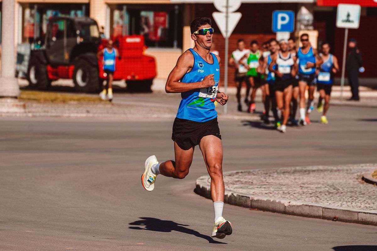 How running tangents can shave minutes off your marathon time