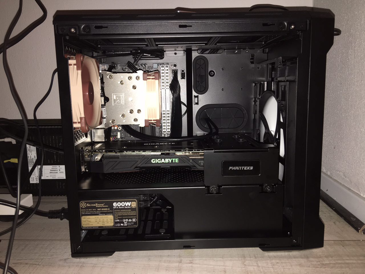 photo44036811243249493