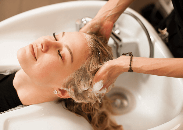 What Does Clarifying Shampoo Do to Bleached Hair?