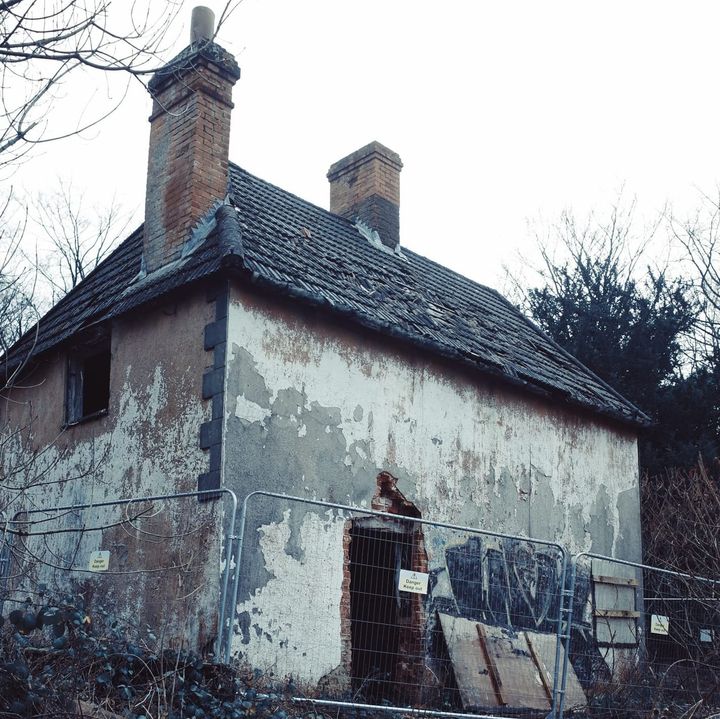 An abandoned house in Winchester