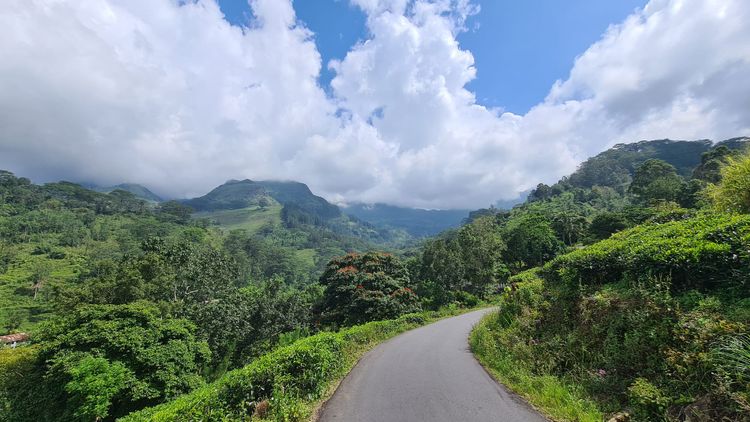 Ensimmäinen kohde - Sri Lanka, pyhäsaari