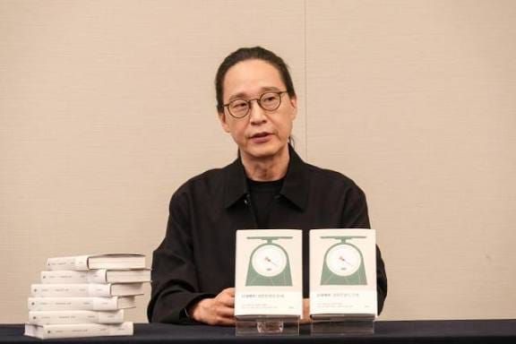 [Trend Report] 2026 송길영의 예보: "당신의 5년 뒤를 결정할 경량화 문명과 AI"