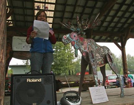 Mystery donor drives up bidding at Moose on Parade auction