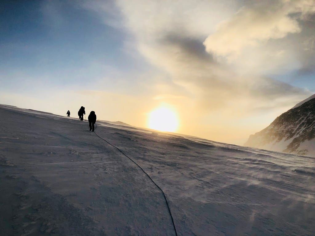 Rangers discuss fatality-free season on Denali