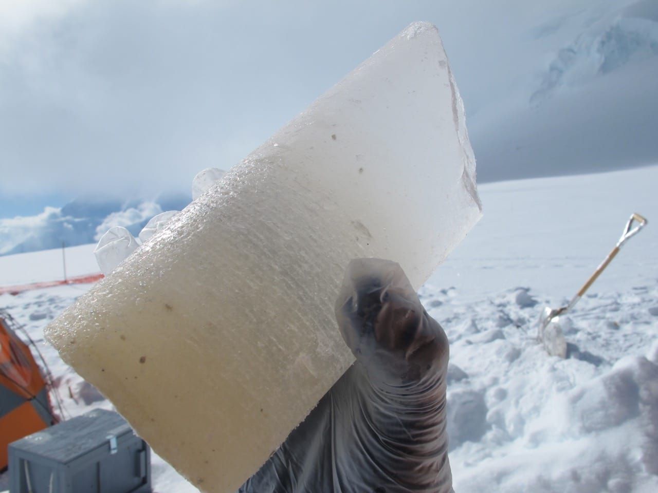 Climate Warming Demonstrated in Ice Core Samples of the Alaska Range.