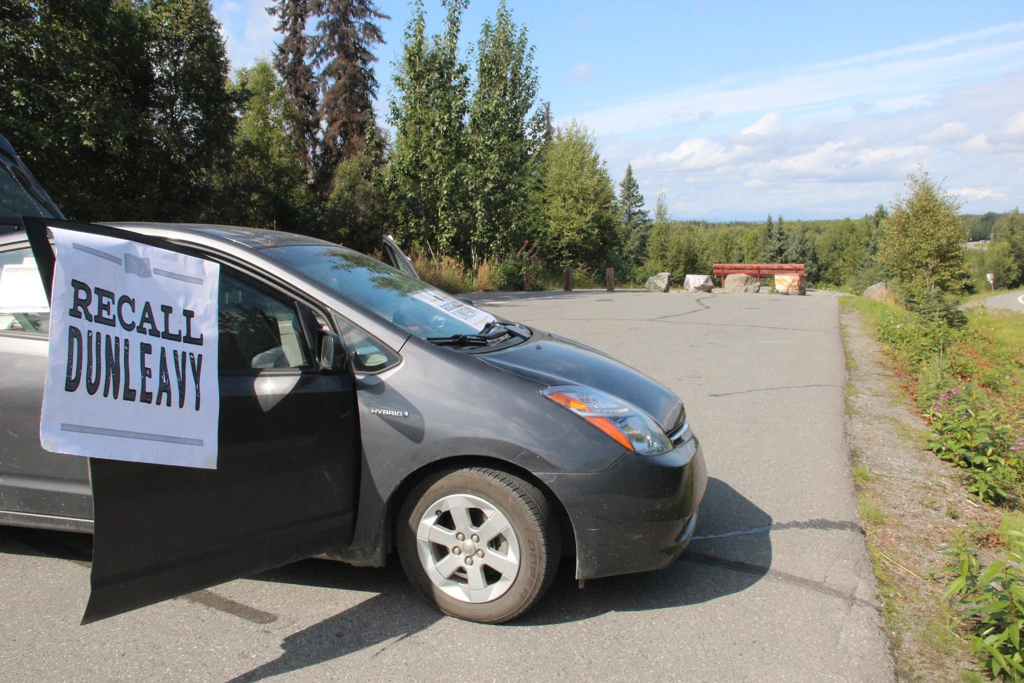 Effort to recall Gov. Dunleavy comes to Talkeetna