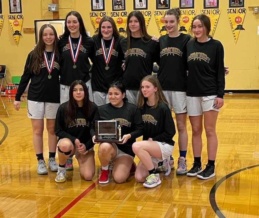 Su Valley Girls Return to State Basketball Tournament