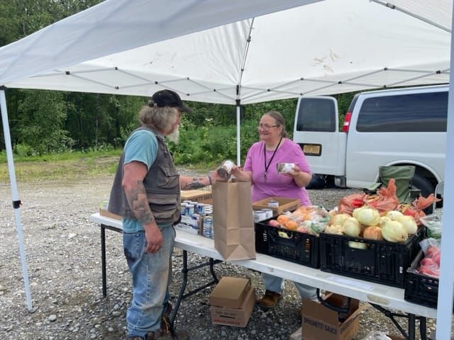 Mobile Food Pantry Brings Food to the People