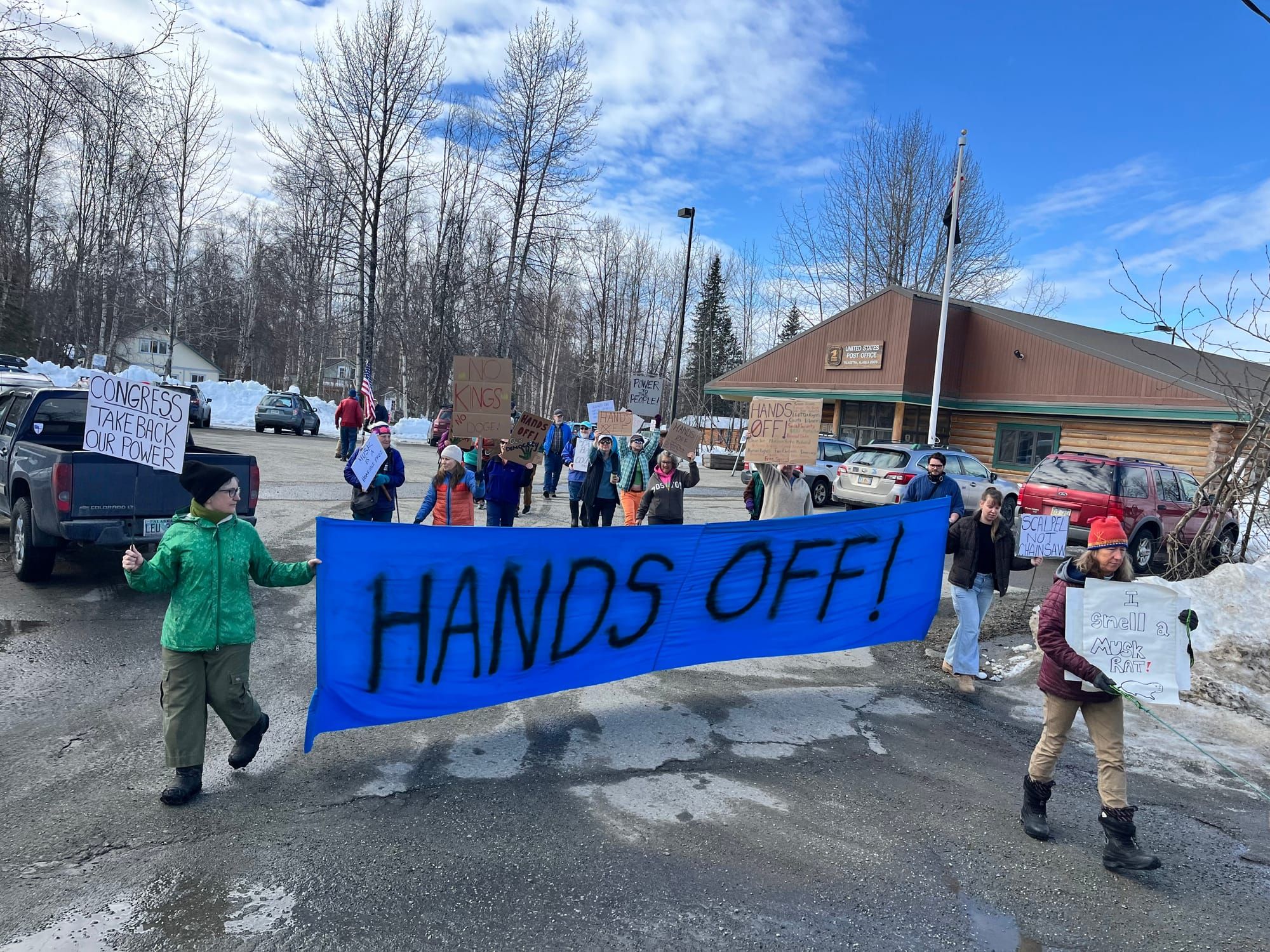 Some Talkeetna residents join in nationwide “Hands Off” protests