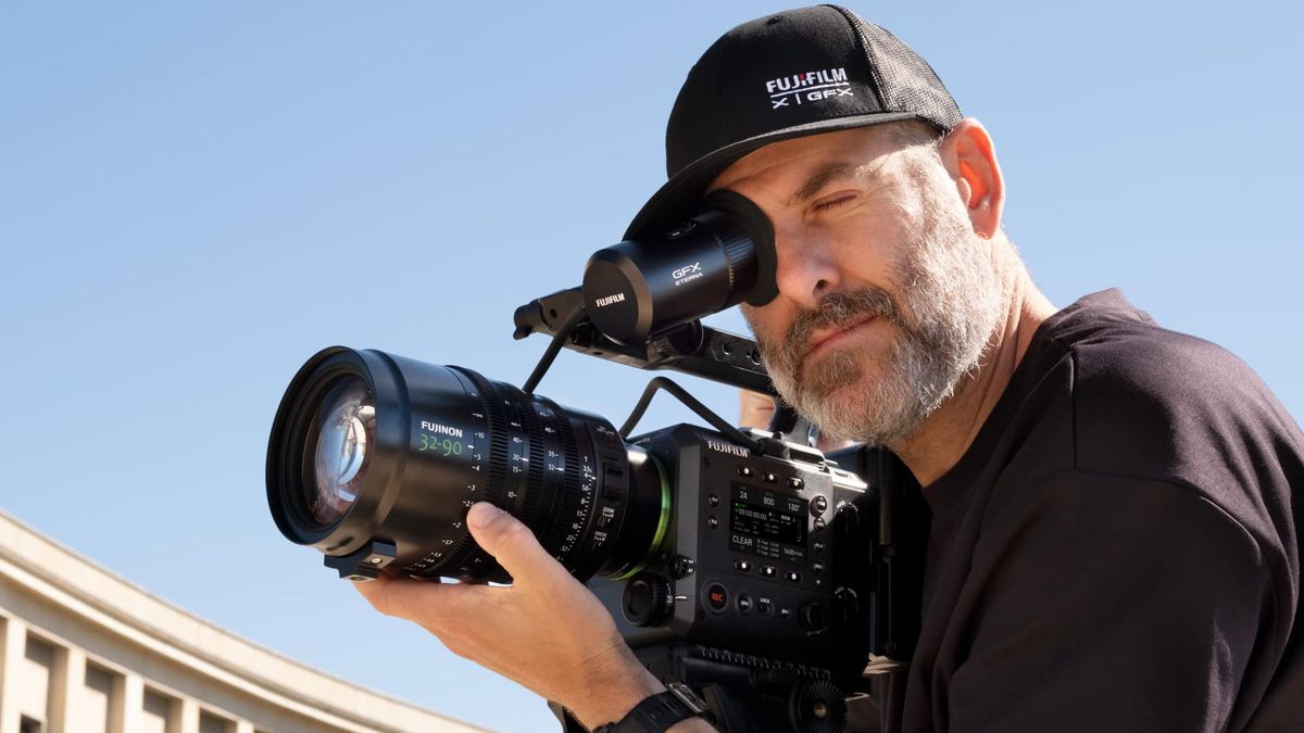Fujifilm's VF-GFXC2 May Be the Sharpest Viewfinder Yet, and It's Only for the Eterna 55