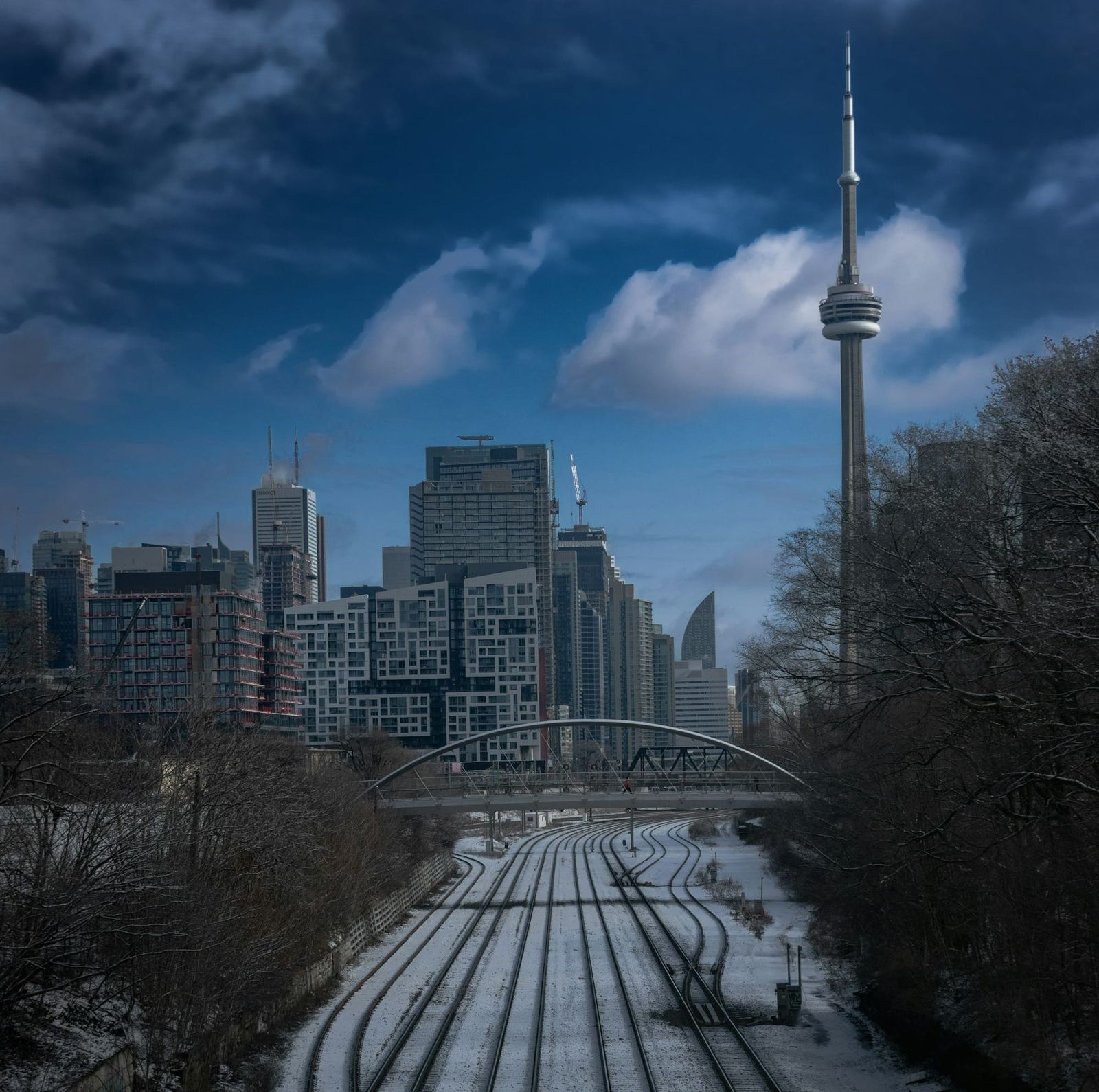 Monday FTB: back to regularly scheduled hockey