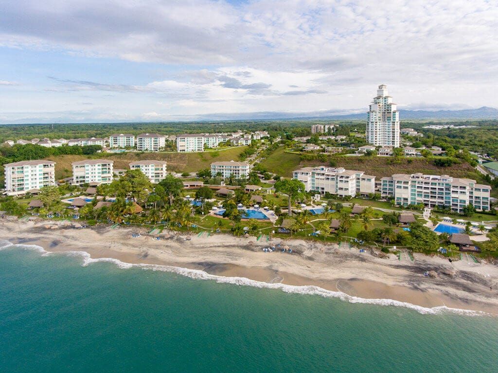 Two Injured in Explosion at Bijao Beach Condo