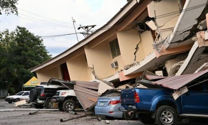 Panama Earthquake Damages More Than 400 Buildings
