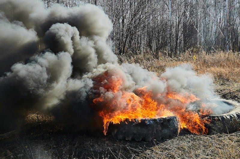 Stopping the spread of rubber and plastic fires Stopping the spread of rubber and plastic fires