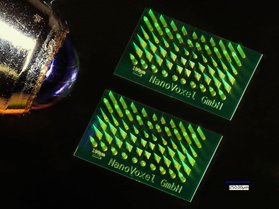 2_microneedles compared to ballpoint pen tips some are hollow.jpg 2_microneedles compared to ballpoint pen tips some are hollow.jpg