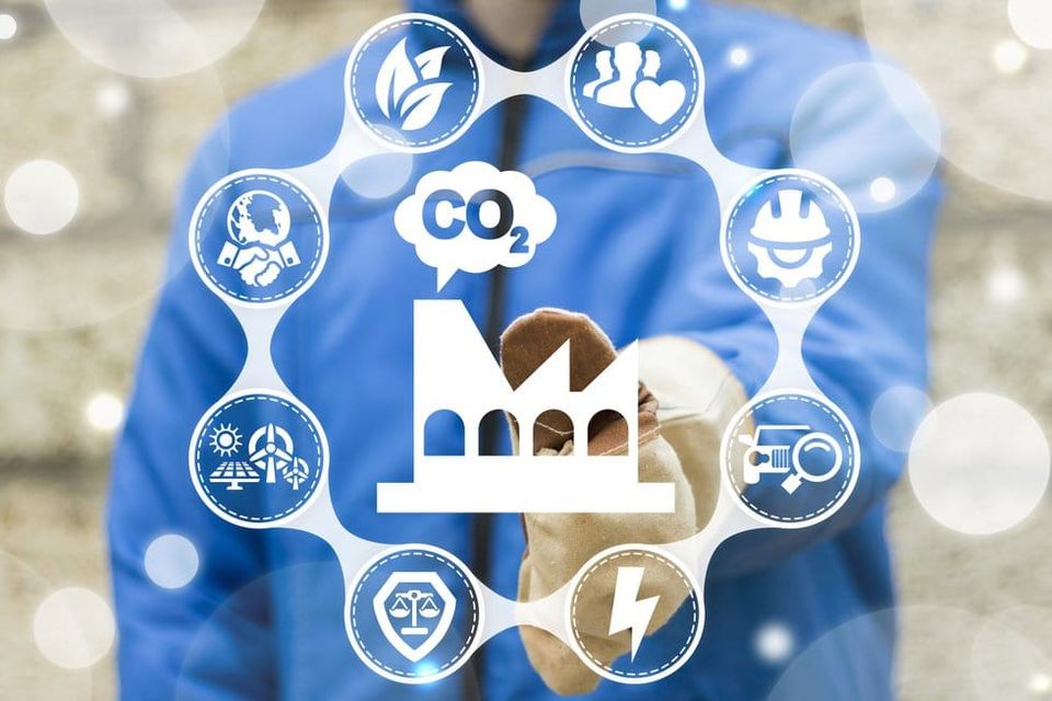 6 Ways the Manufacturing Sector Can Reduce Carbon Emissions